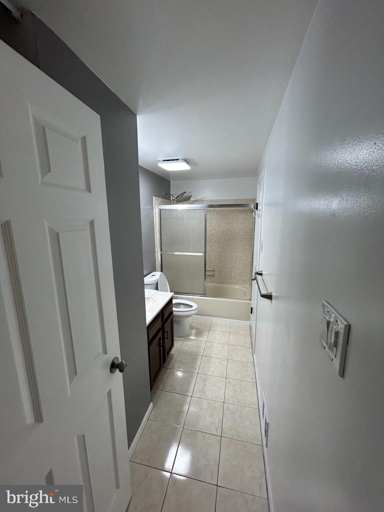 GLEN OAKS - Residential