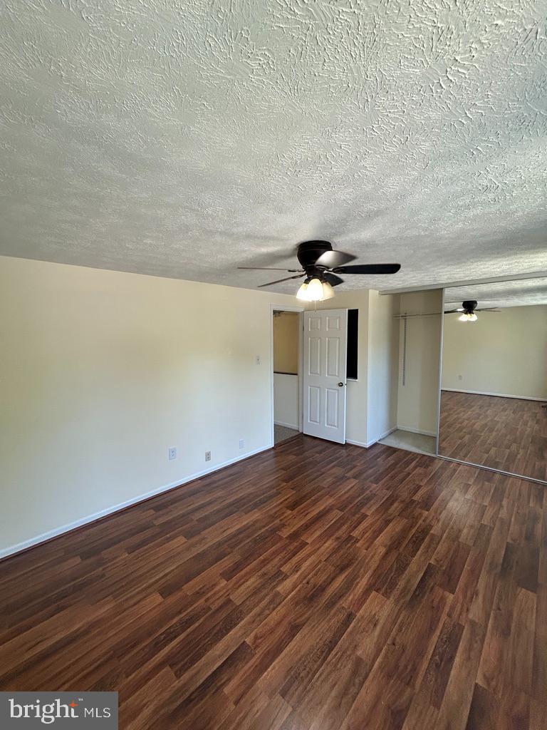 GLEN OAKS - Residential