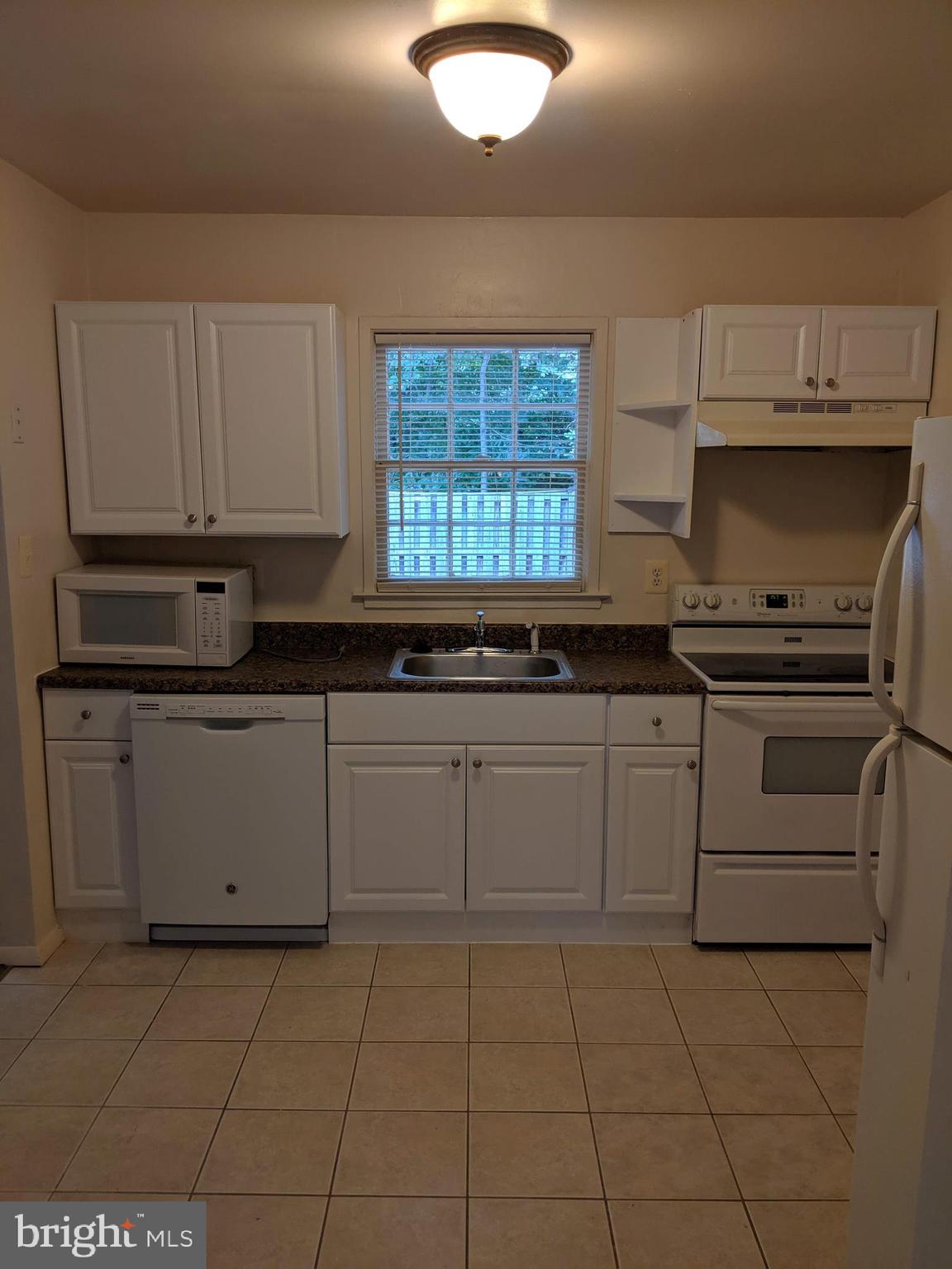 NEWINGTON STATION - Residential Lease