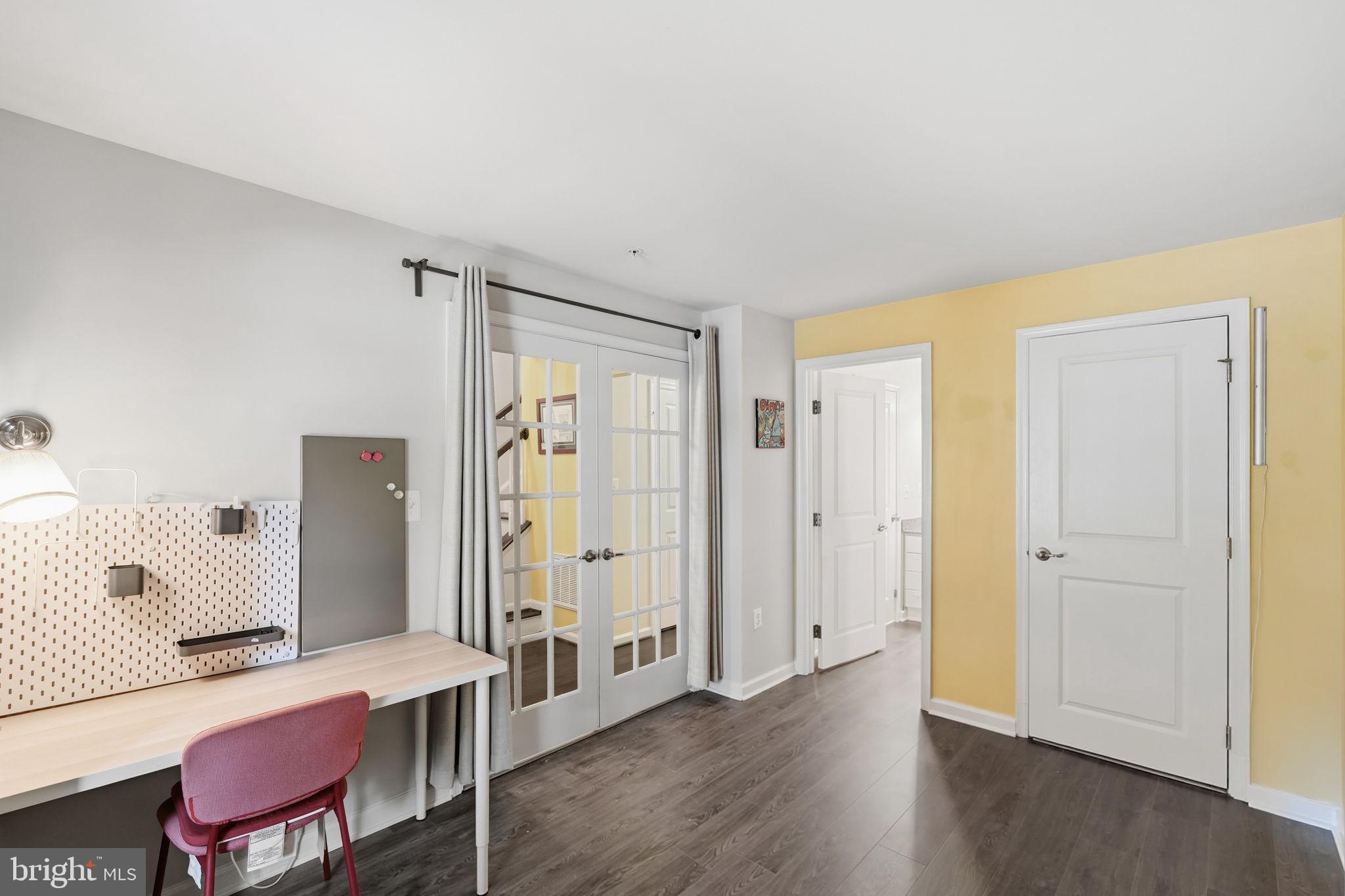 5313 SETTLING POND LANE