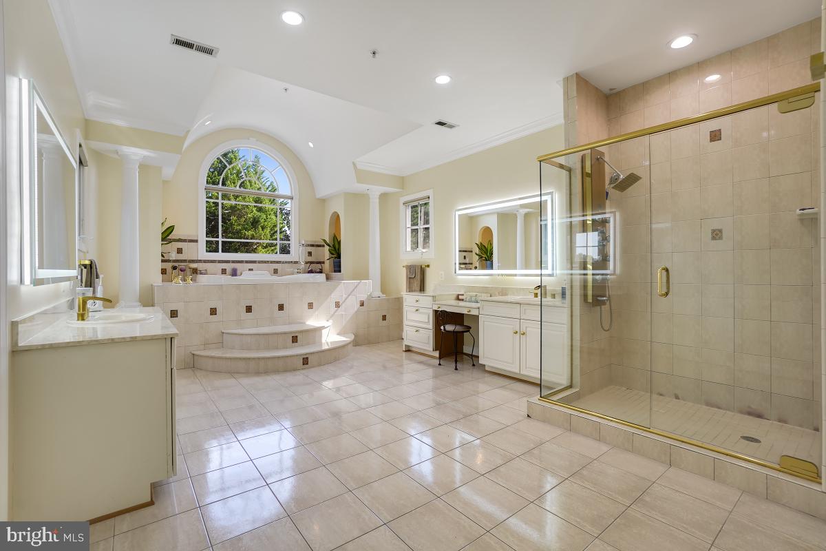 WOODMORE-PLAT 6> - Residential