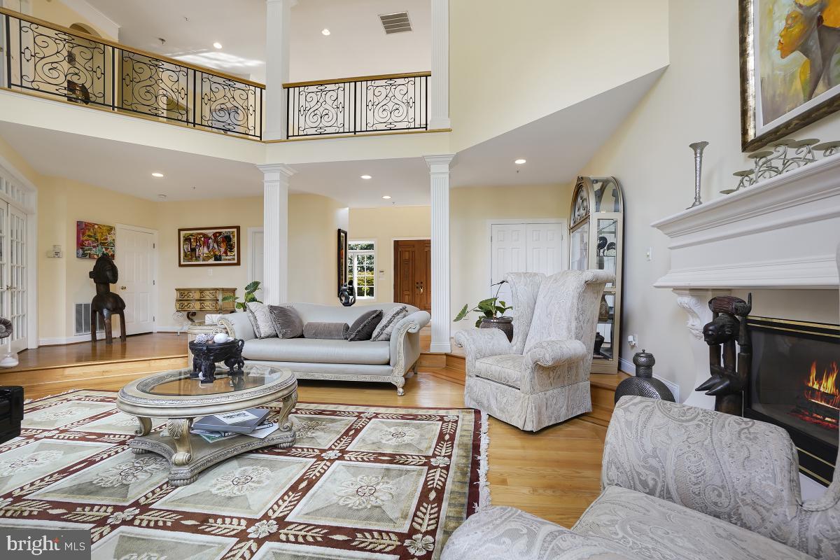 WOODMORE-PLAT 6> - Residential