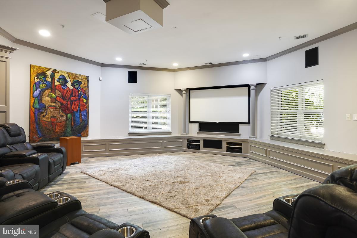 WOODMORE-PLAT 6> - Residential