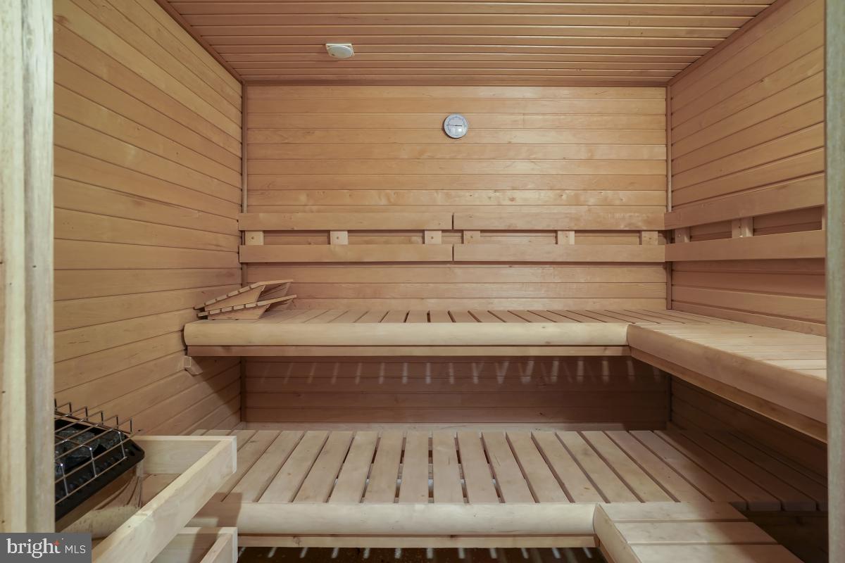 WOODMORE-PLAT 6> - Residential