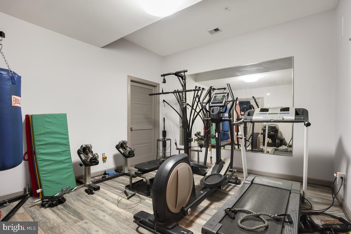 WOODMORE-PLAT 6> - Residential