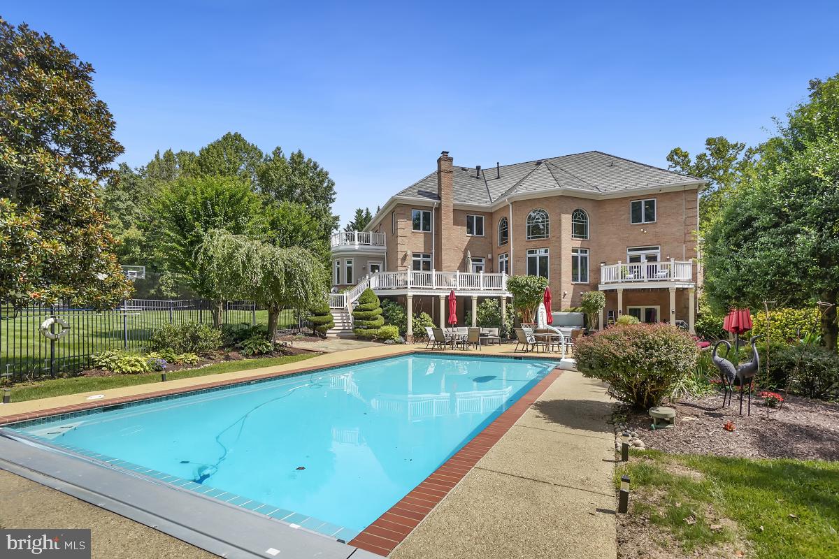 WOODMORE-PLAT 6> - Residential