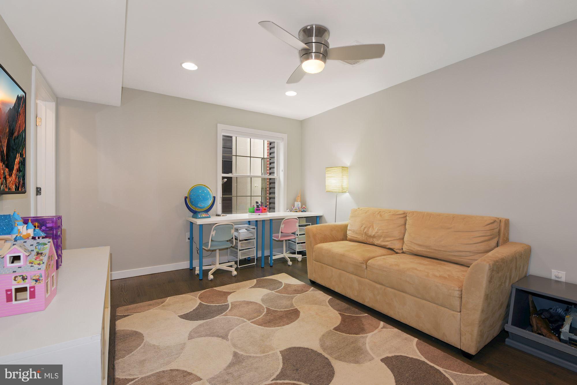 OLD CITY - Residential