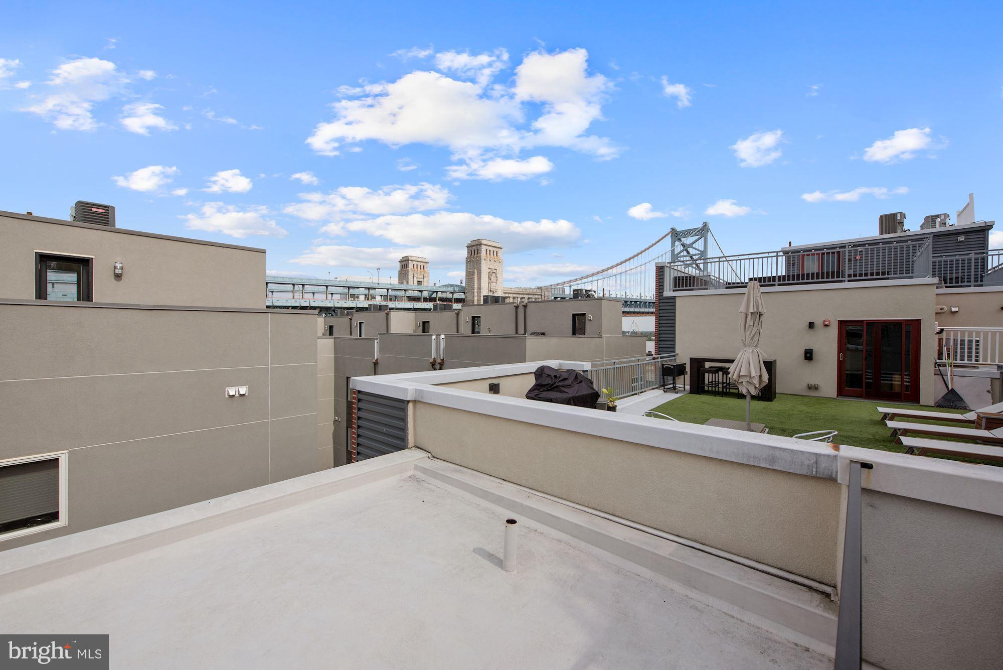 OLD CITY - Residential