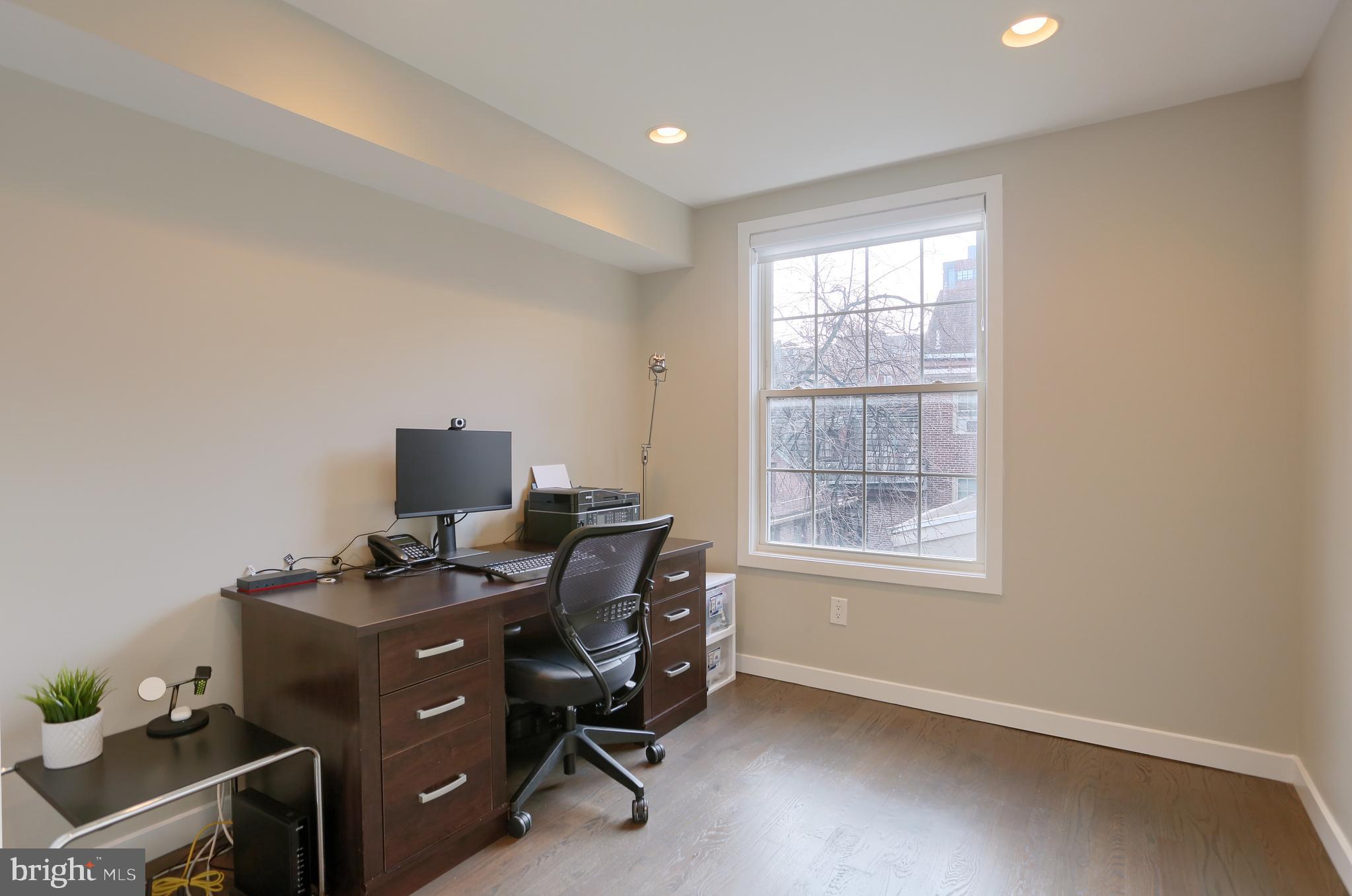 OLD CITY - Residential