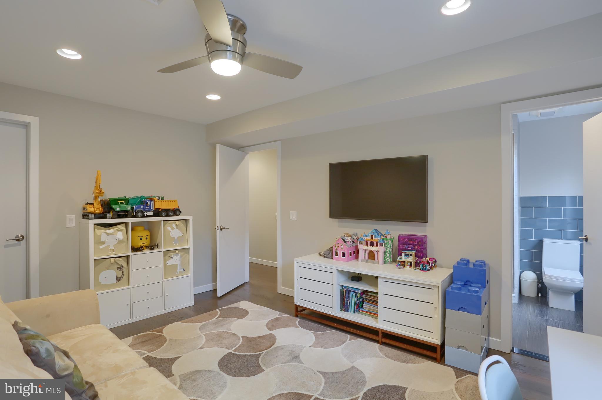 OLD CITY - Residential