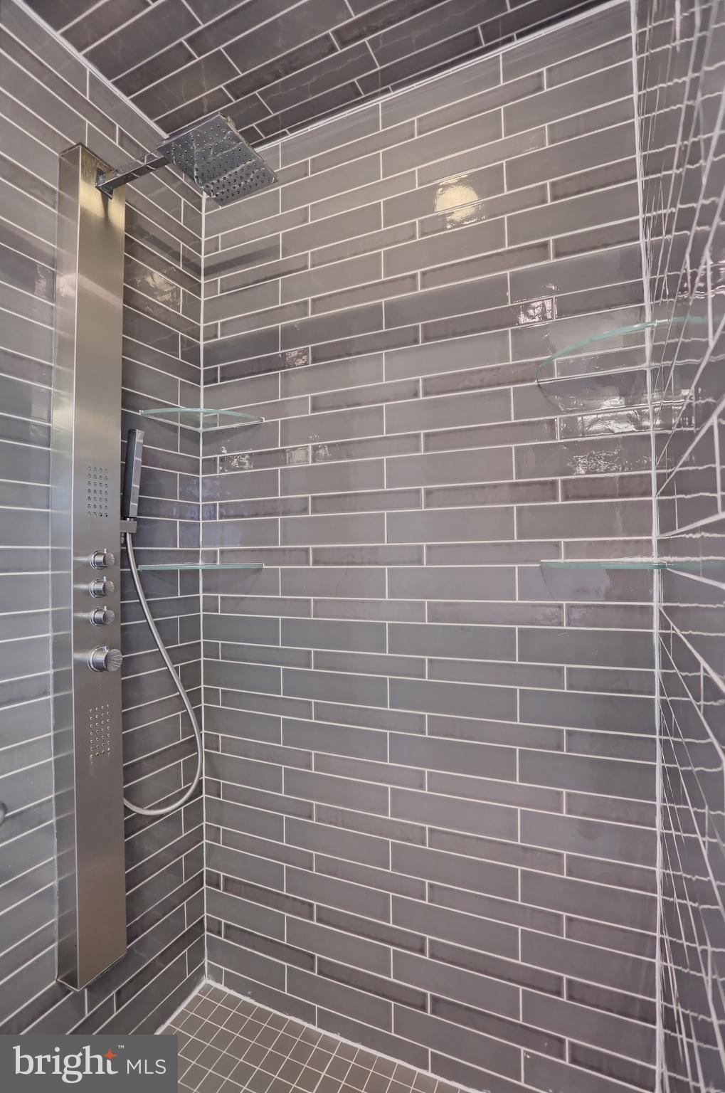 OLD CITY - Residential