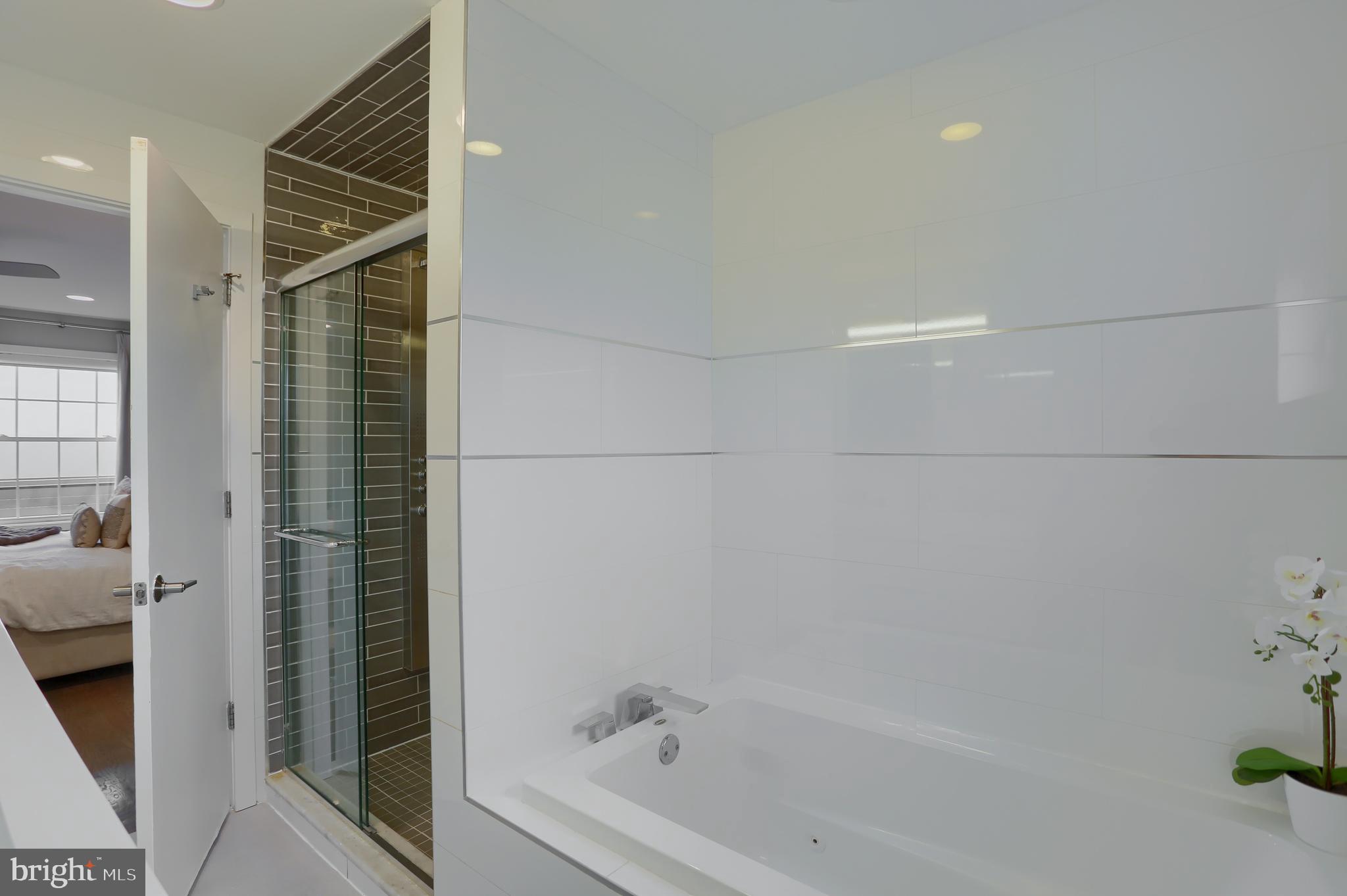 OLD CITY - Residential