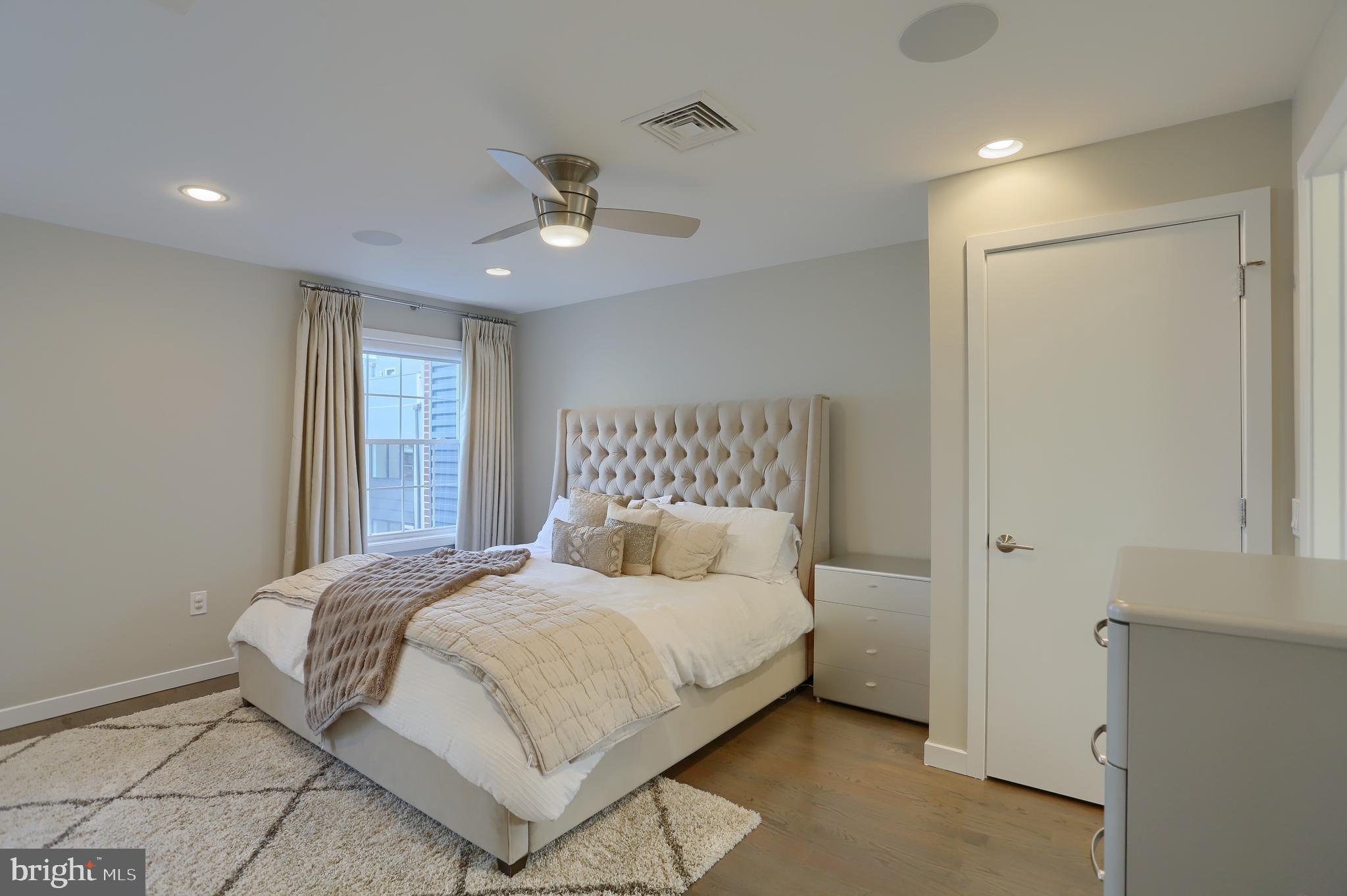 OLD CITY - Residential