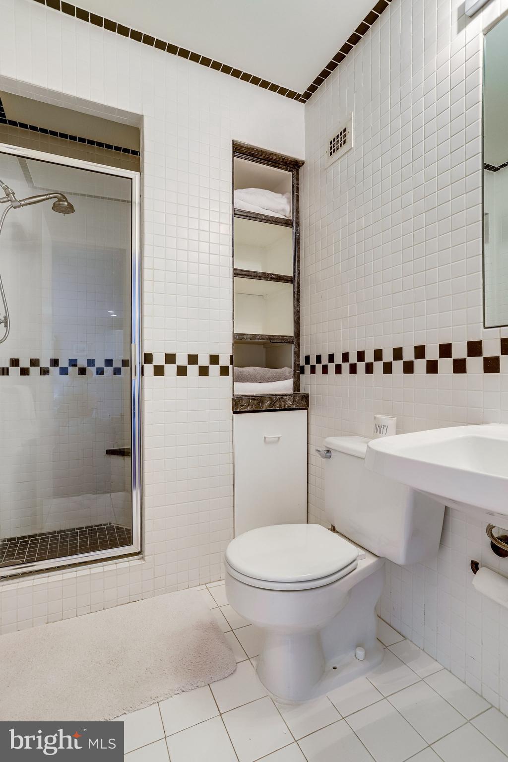 PROSPECT HOUSE - Residential