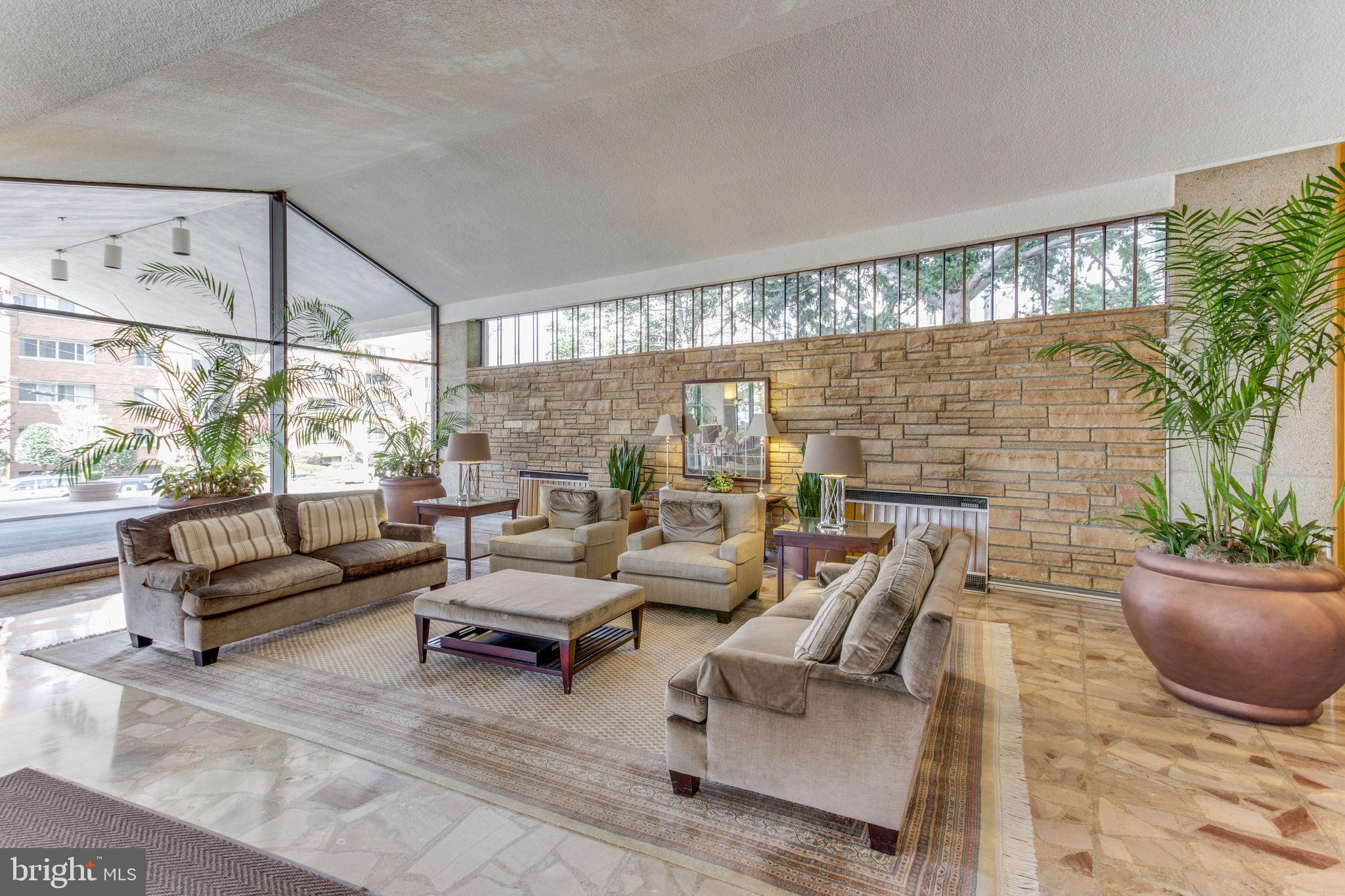 PROSPECT HOUSE - Residential