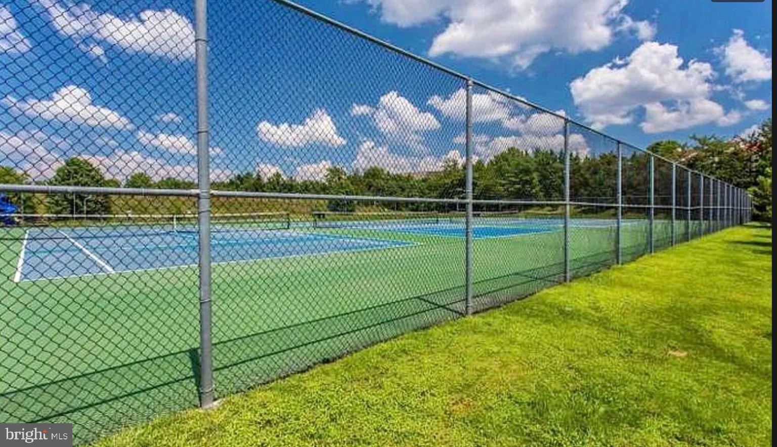 MANCHESTER LAKES - Residential