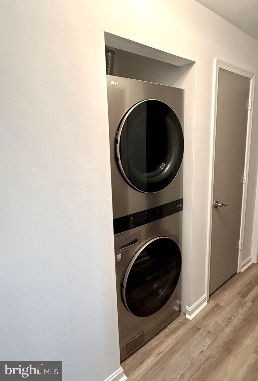 MANCHESTER LAKES - Residential