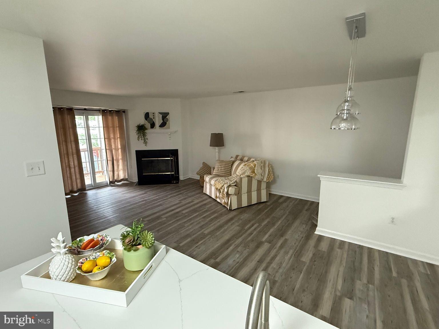 MANCHESTER LAKES - Residential