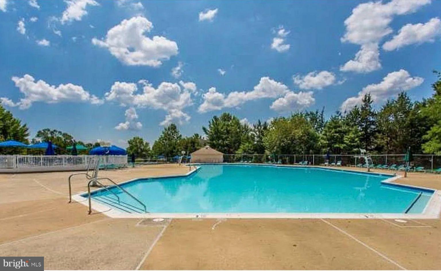 MANCHESTER LAKES - Residential