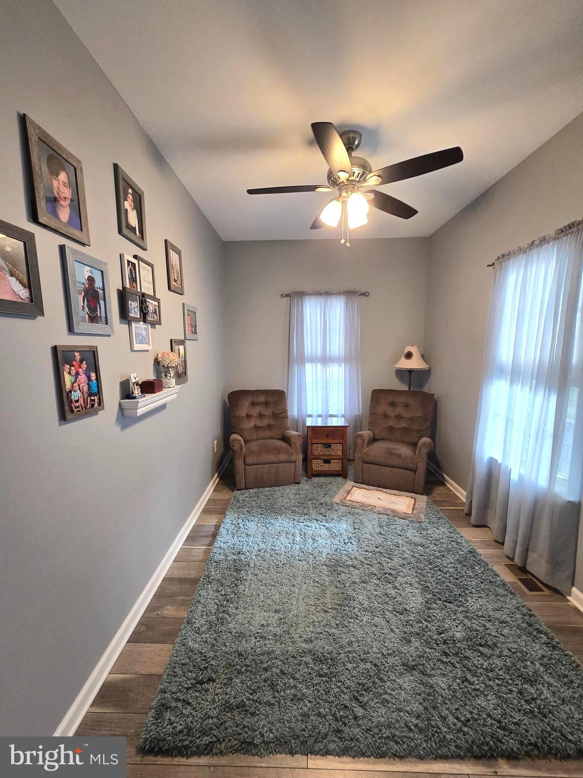 FEASTERVILLE - Residential