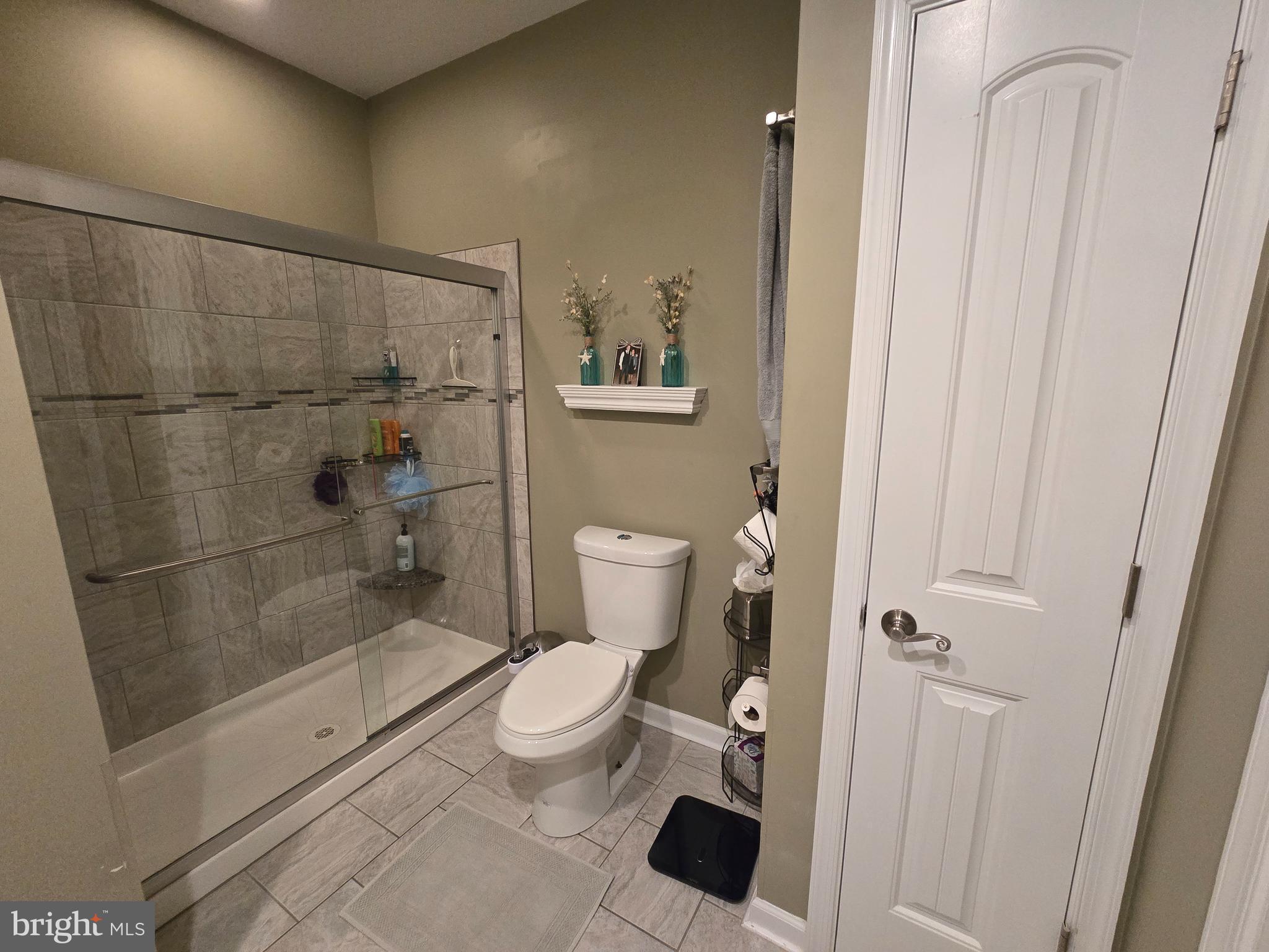 FEASTERVILLE - Residential