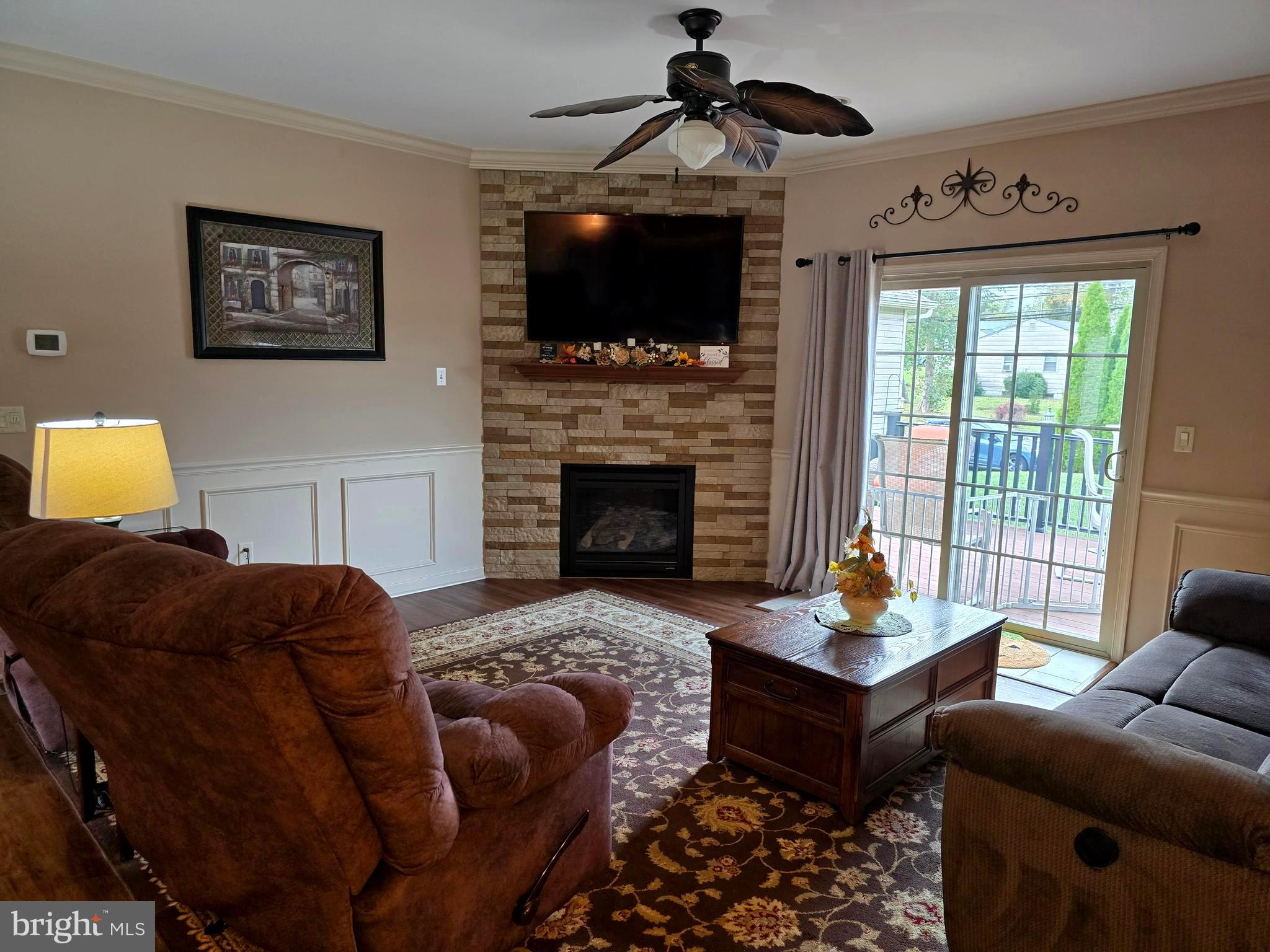 FEASTERVILLE - Residential