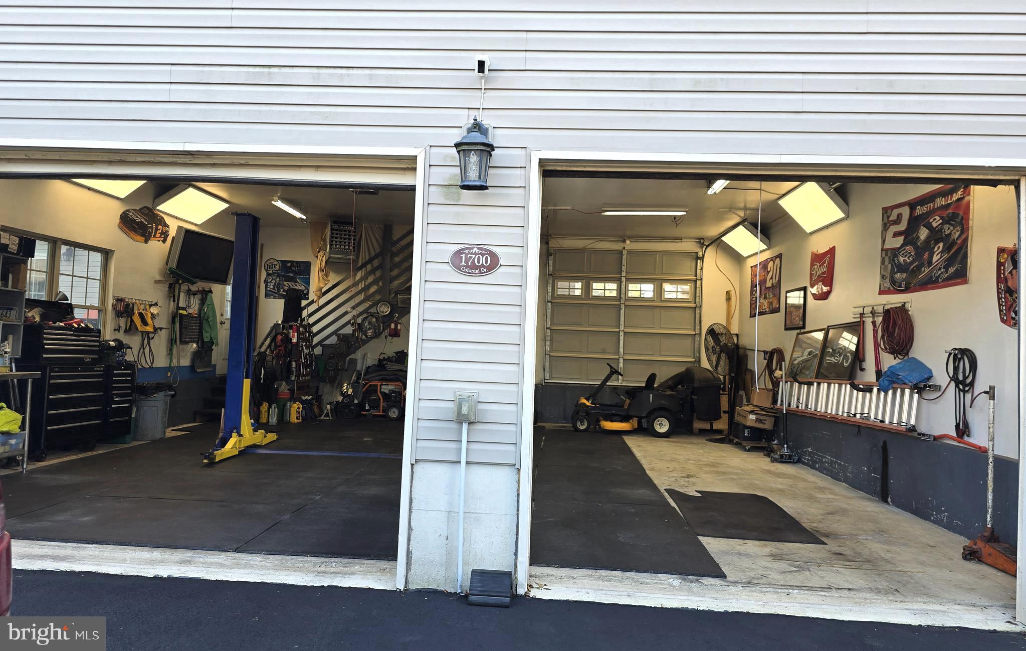 FEASTERVILLE - Residential