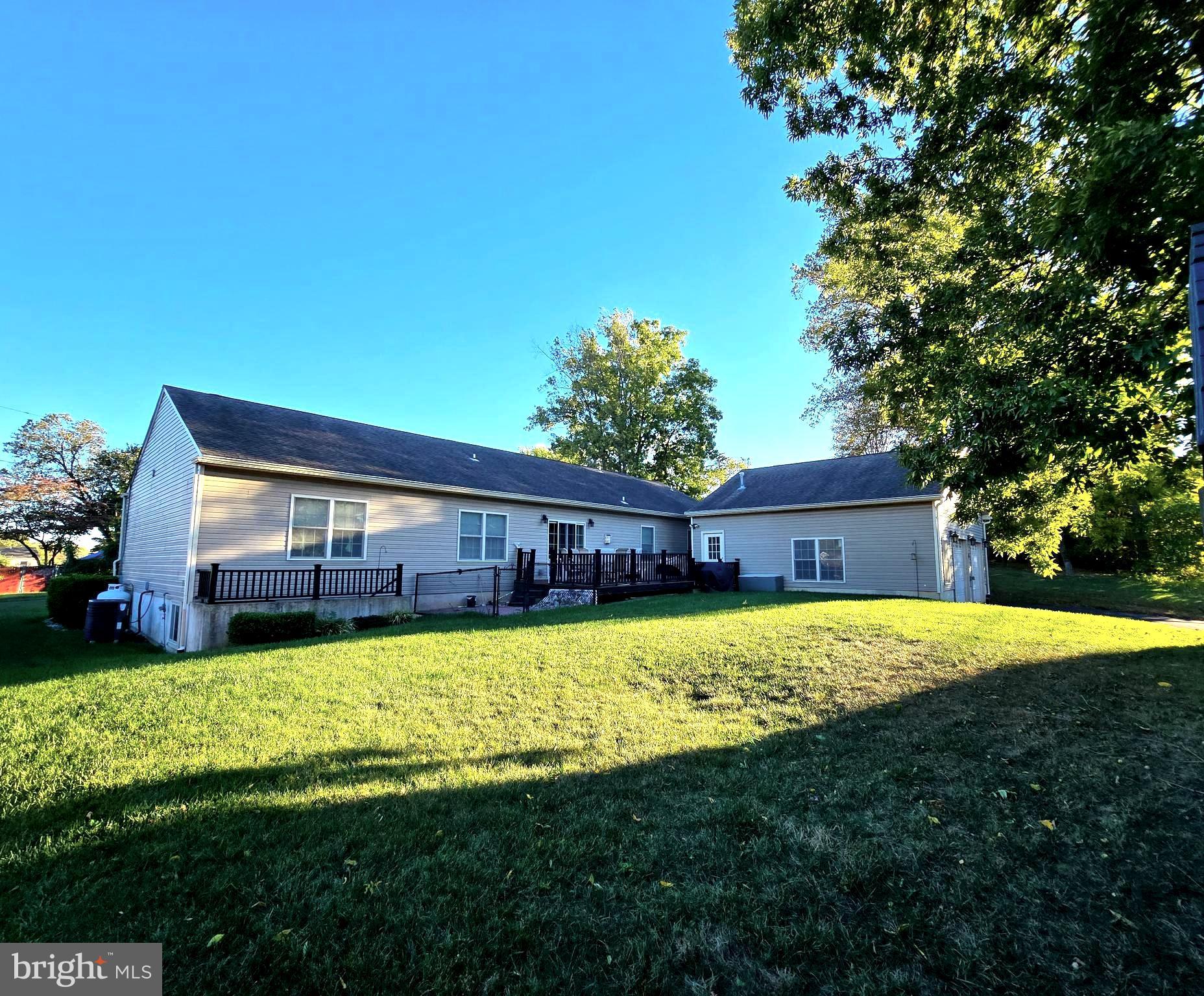 FEASTERVILLE - Residential