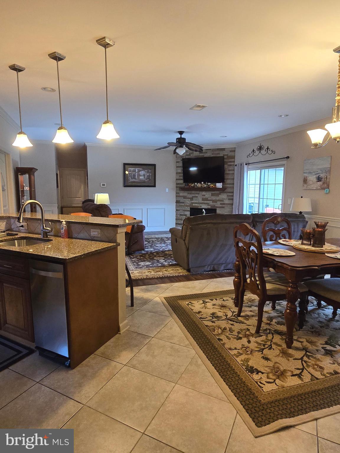 FEASTERVILLE - Residential