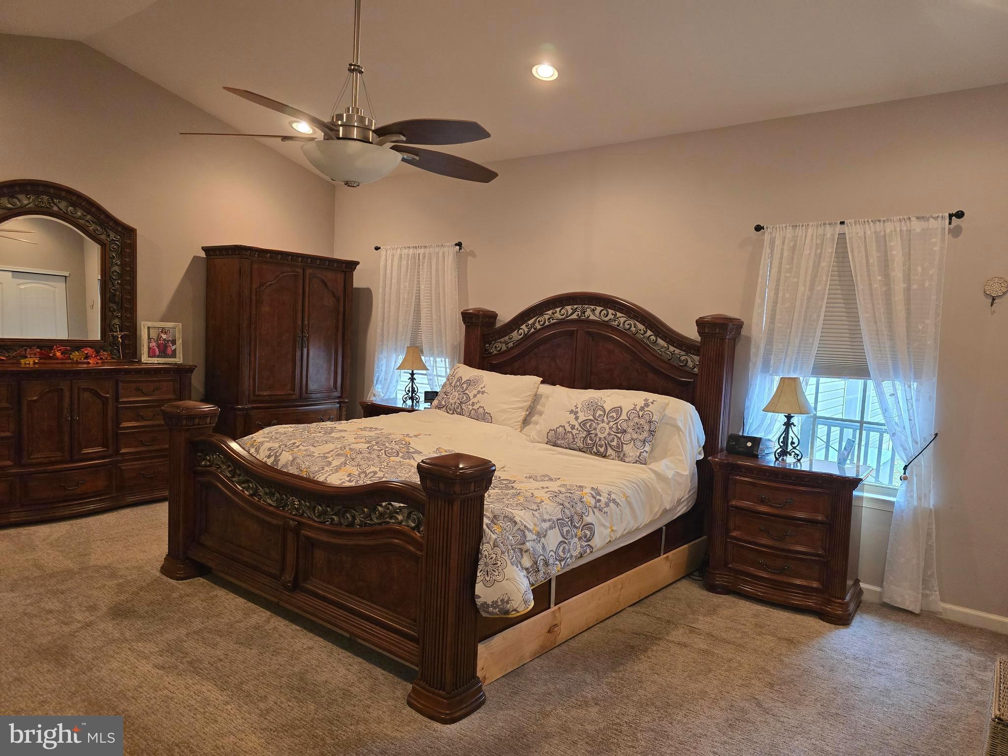 FEASTERVILLE - Residential