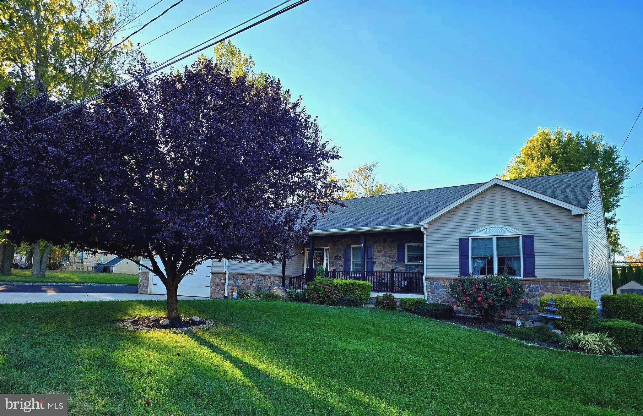 FEASTERVILLE - Residential