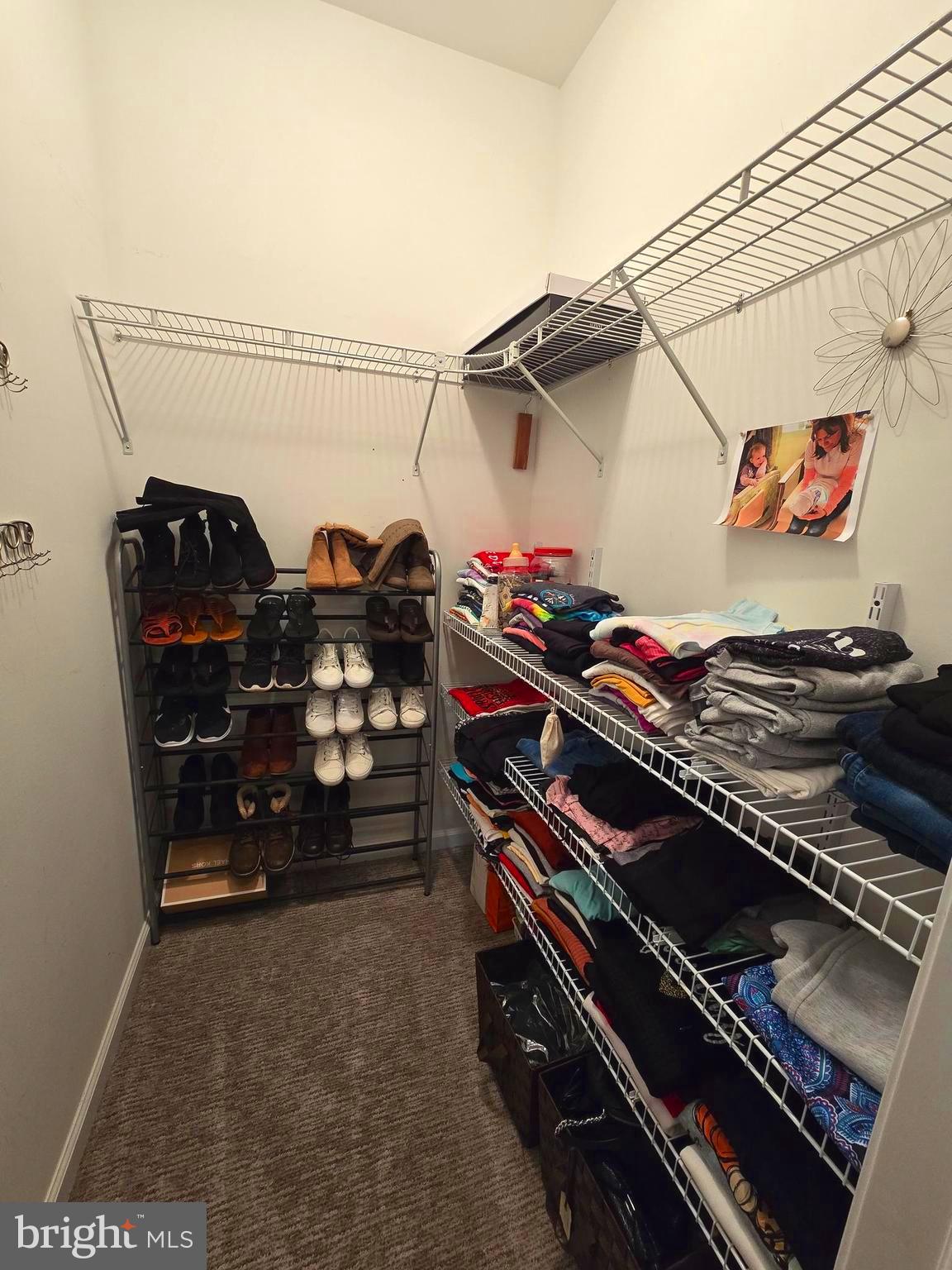 FEASTERVILLE - Residential