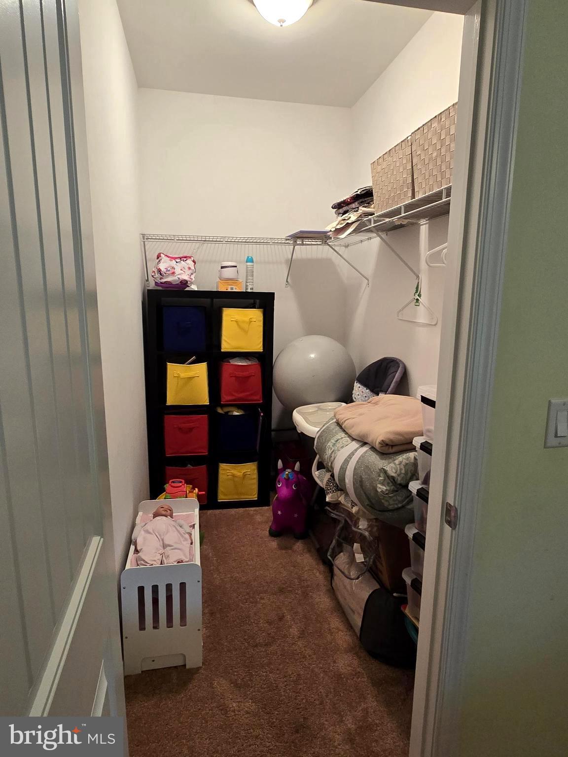 FEASTERVILLE - Residential