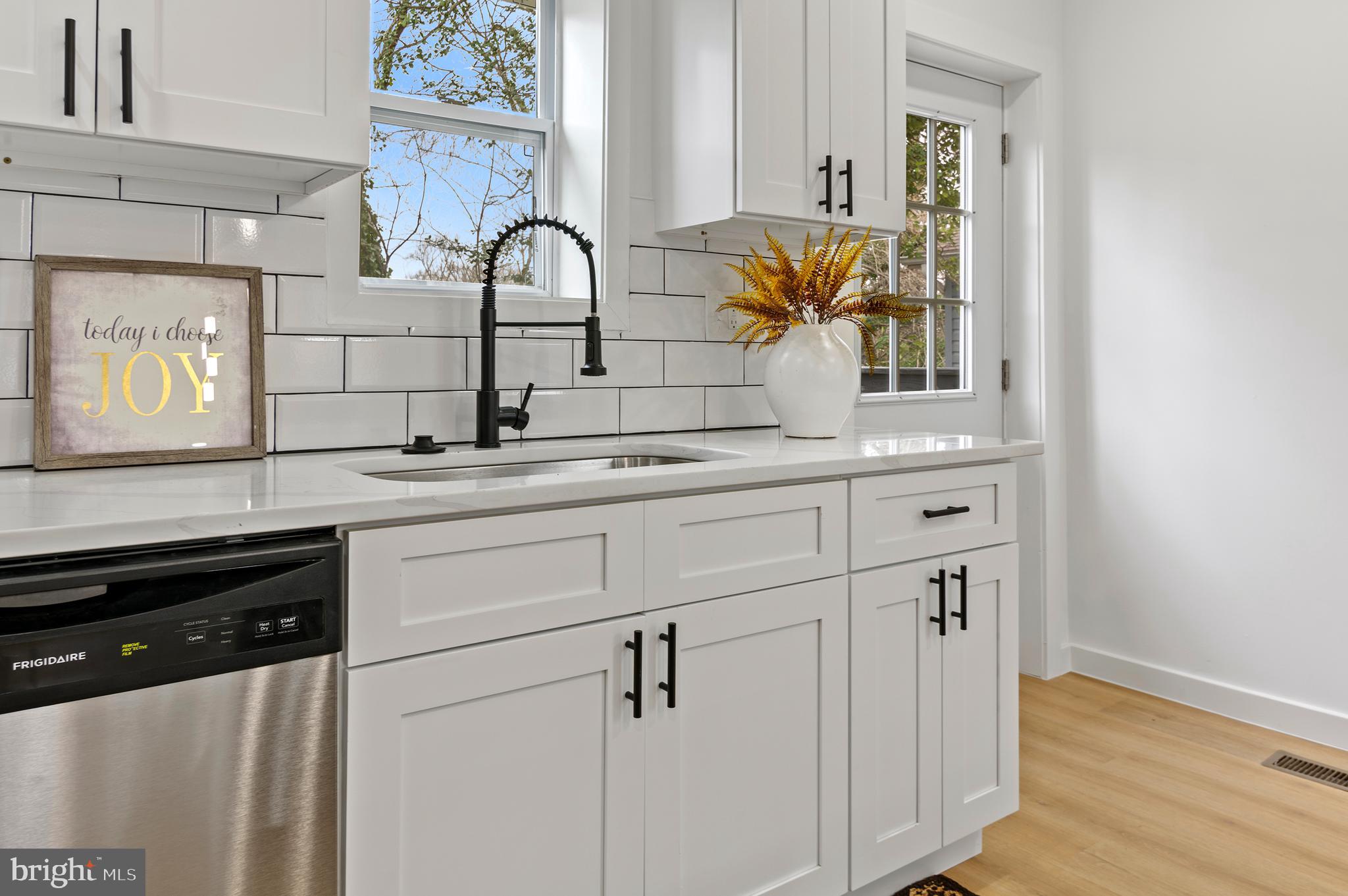 OVERLEA - Residential