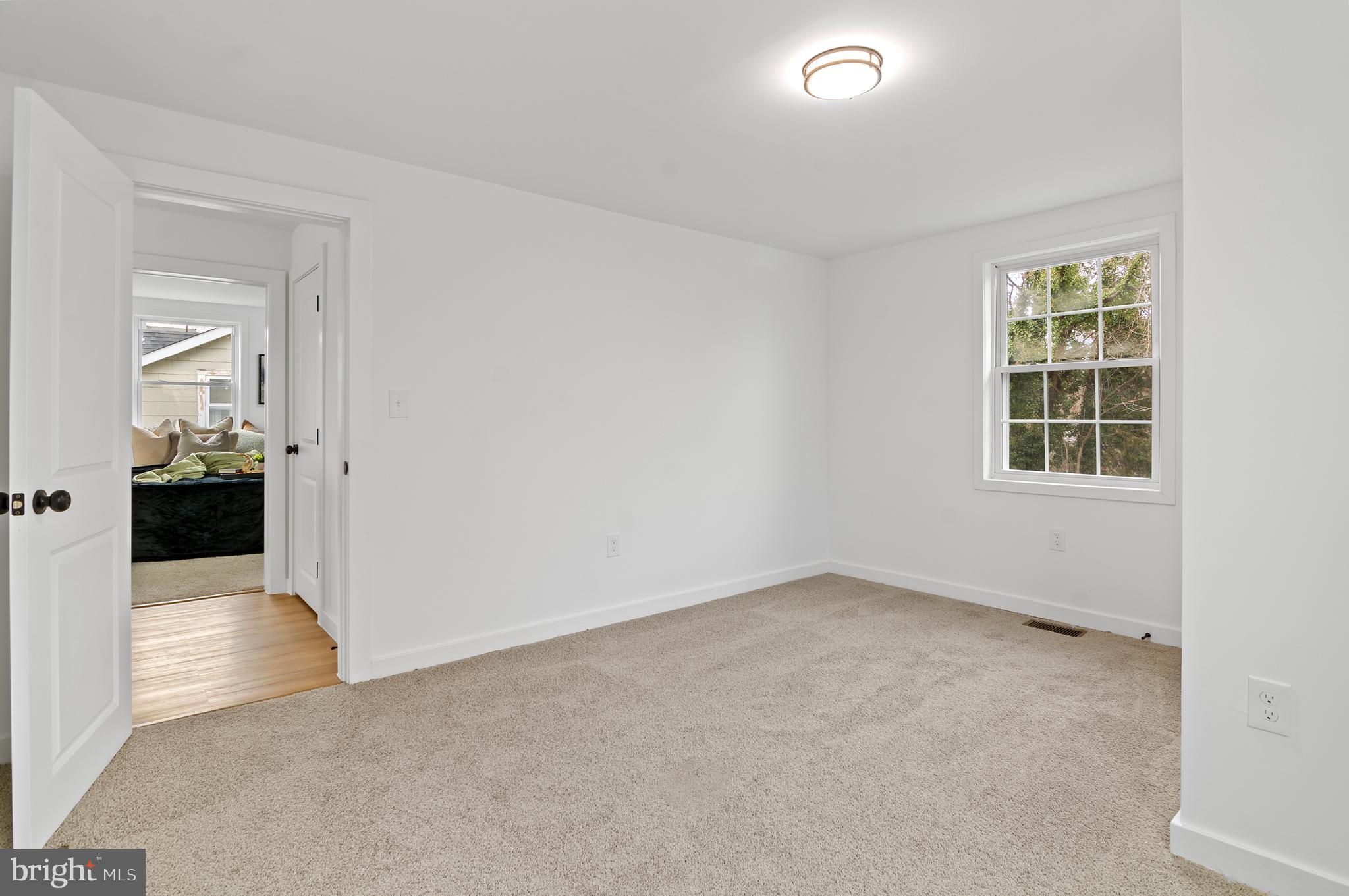 OVERLEA - Residential