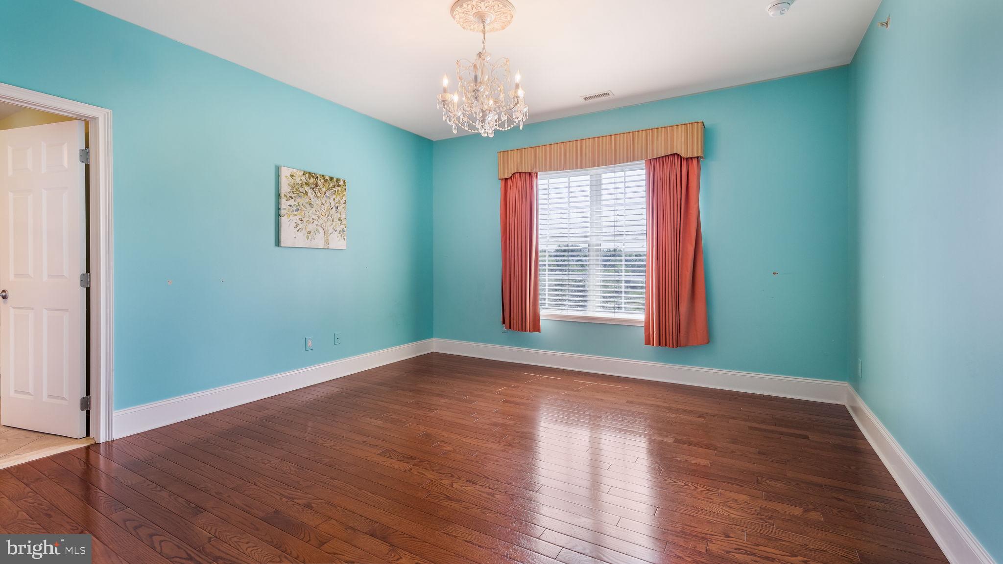 SPRING VALLEY ESTATES - Residential