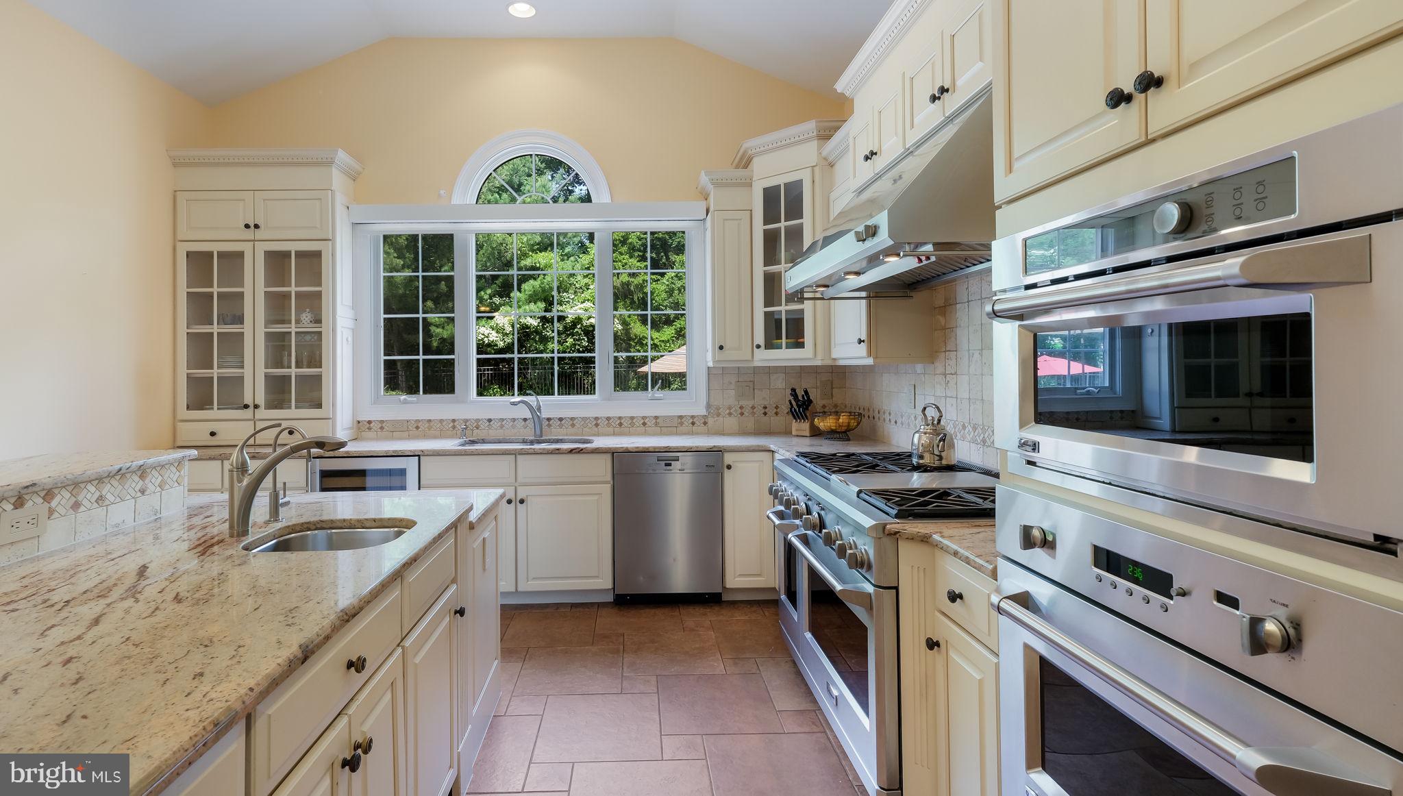 SPRING VALLEY ESTATES - Residential