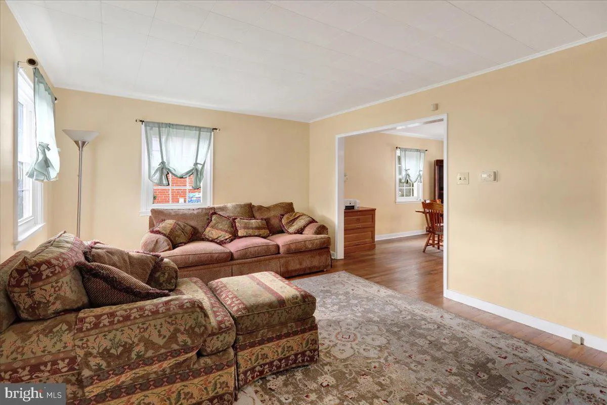 West Reading, Pennsylvania 19611, United States, 3 Bedrooms Bedrooms, ,1 BathroomBathrooms,Residential,Pending,19090