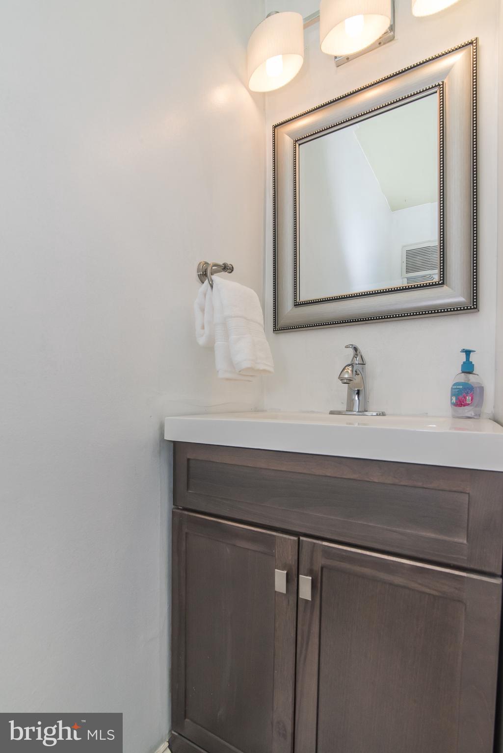 FEDERAL HILL HISTORIC DISTRICT - Residential Lease