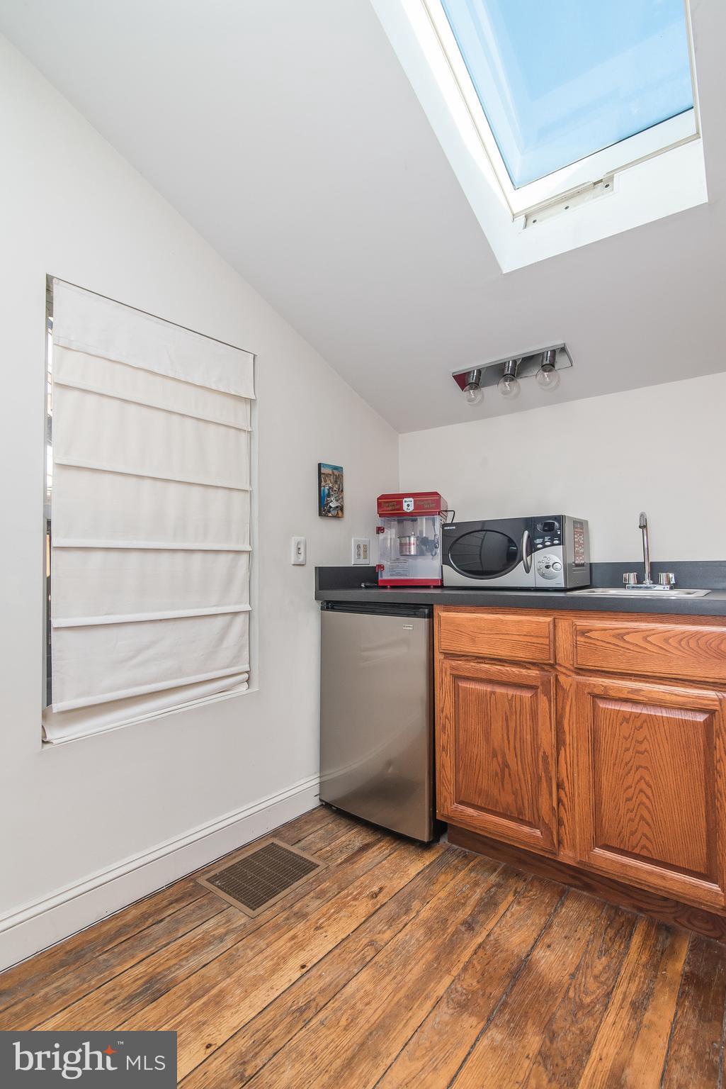 FEDERAL HILL HISTORIC DISTRICT - Residential Lease