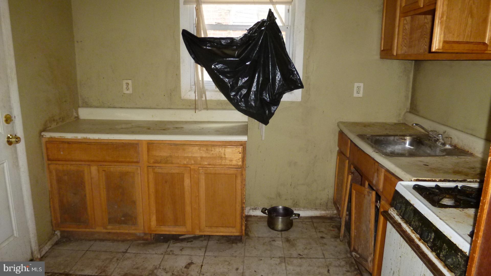 KENSINGTON - Residential