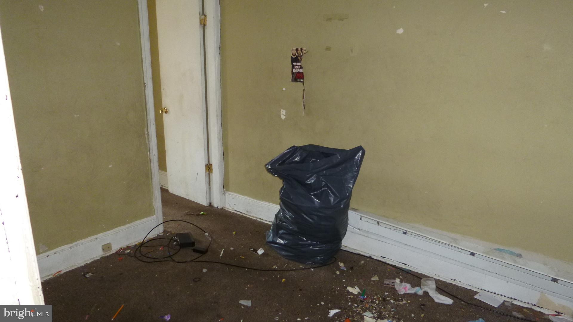 KENSINGTON - Residential