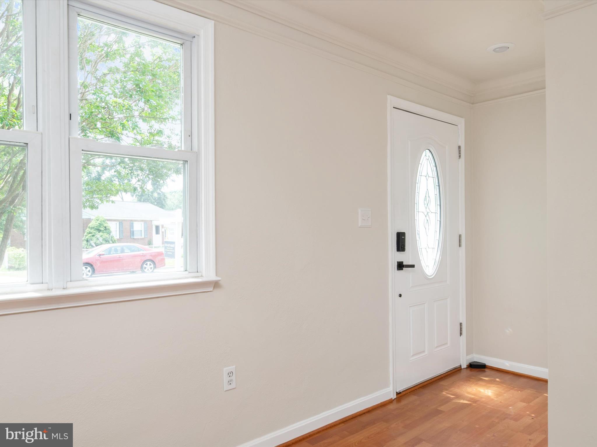 1014 THOMAS ROAD
