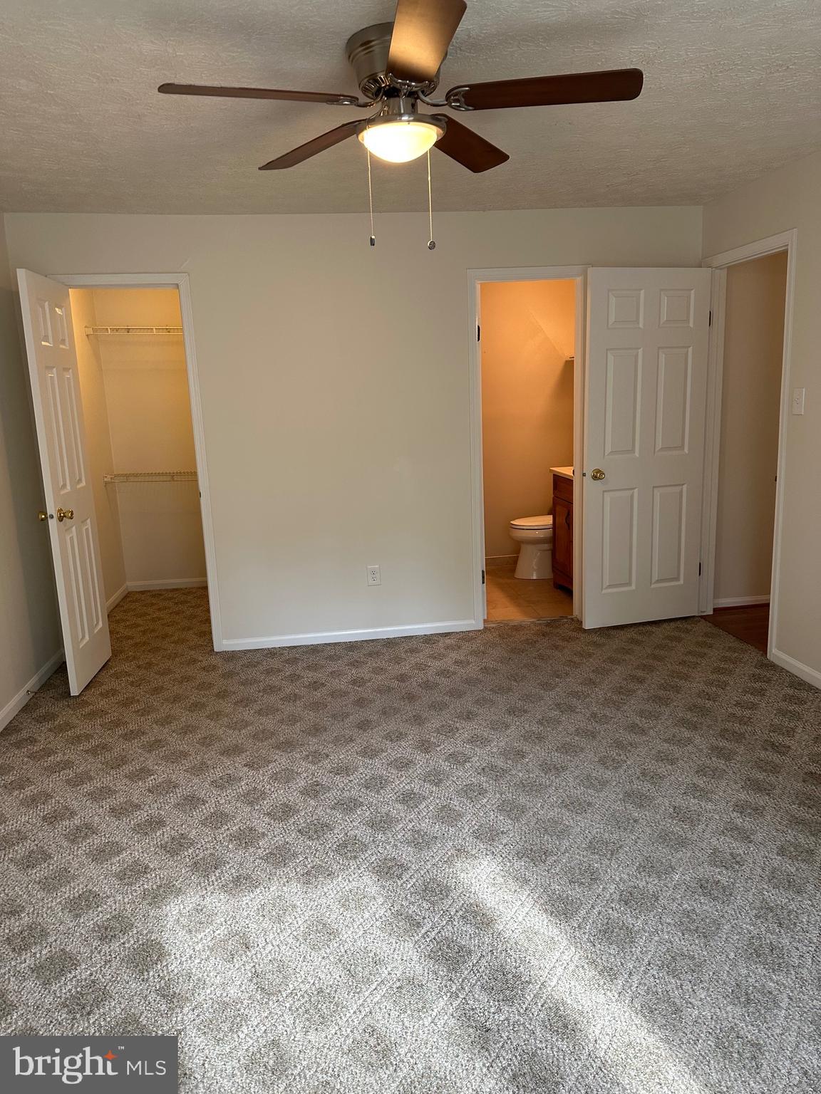 DEEP CREEK COMMONS - Residential Lease