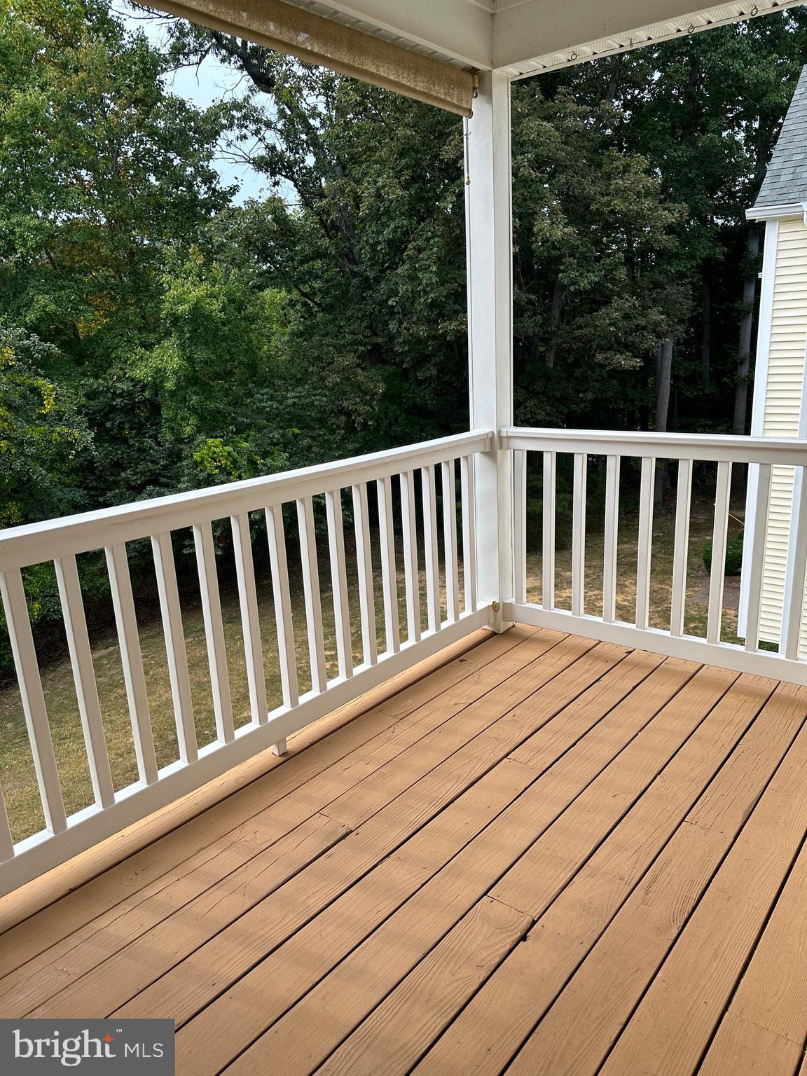 DEEP CREEK COMMONS - Residential Lease