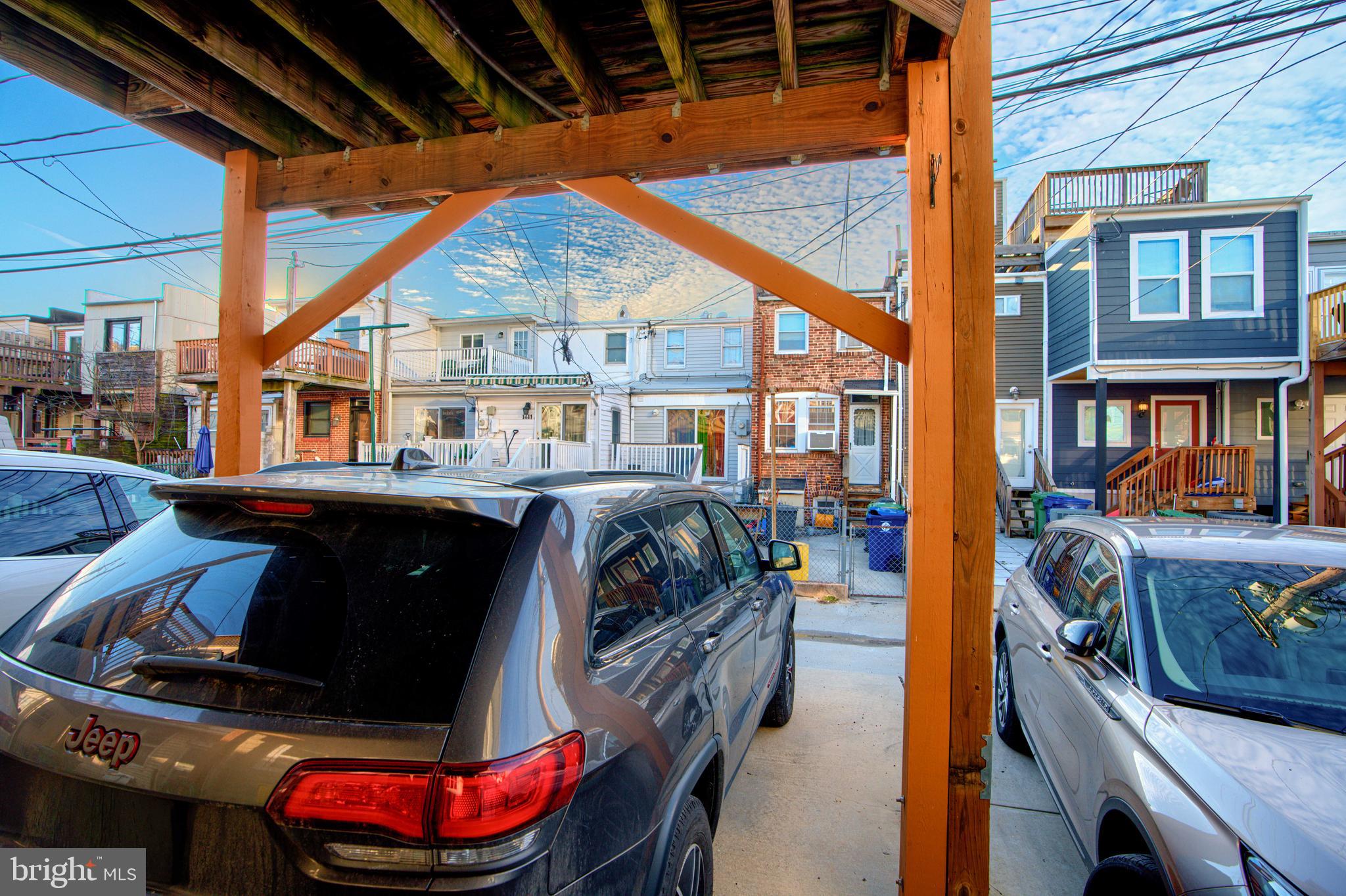 LOCUST POINT - Residential