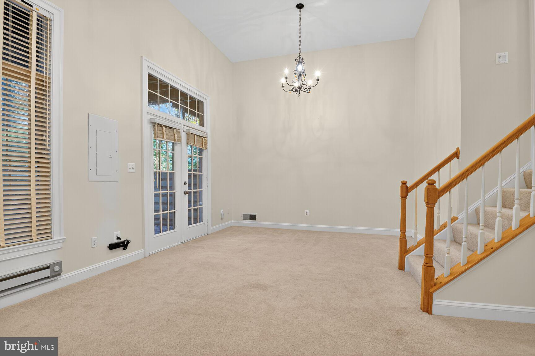 RESTON - Residential Lease