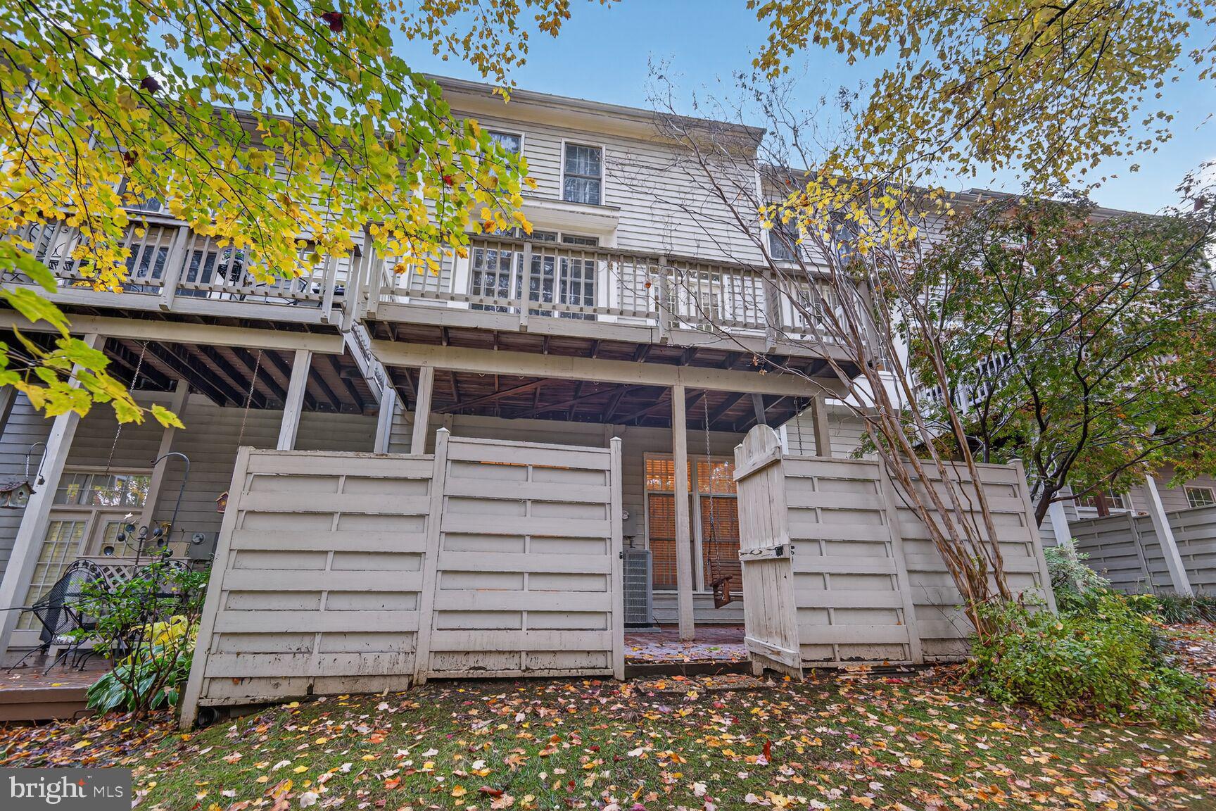 RESTON - Residential Lease