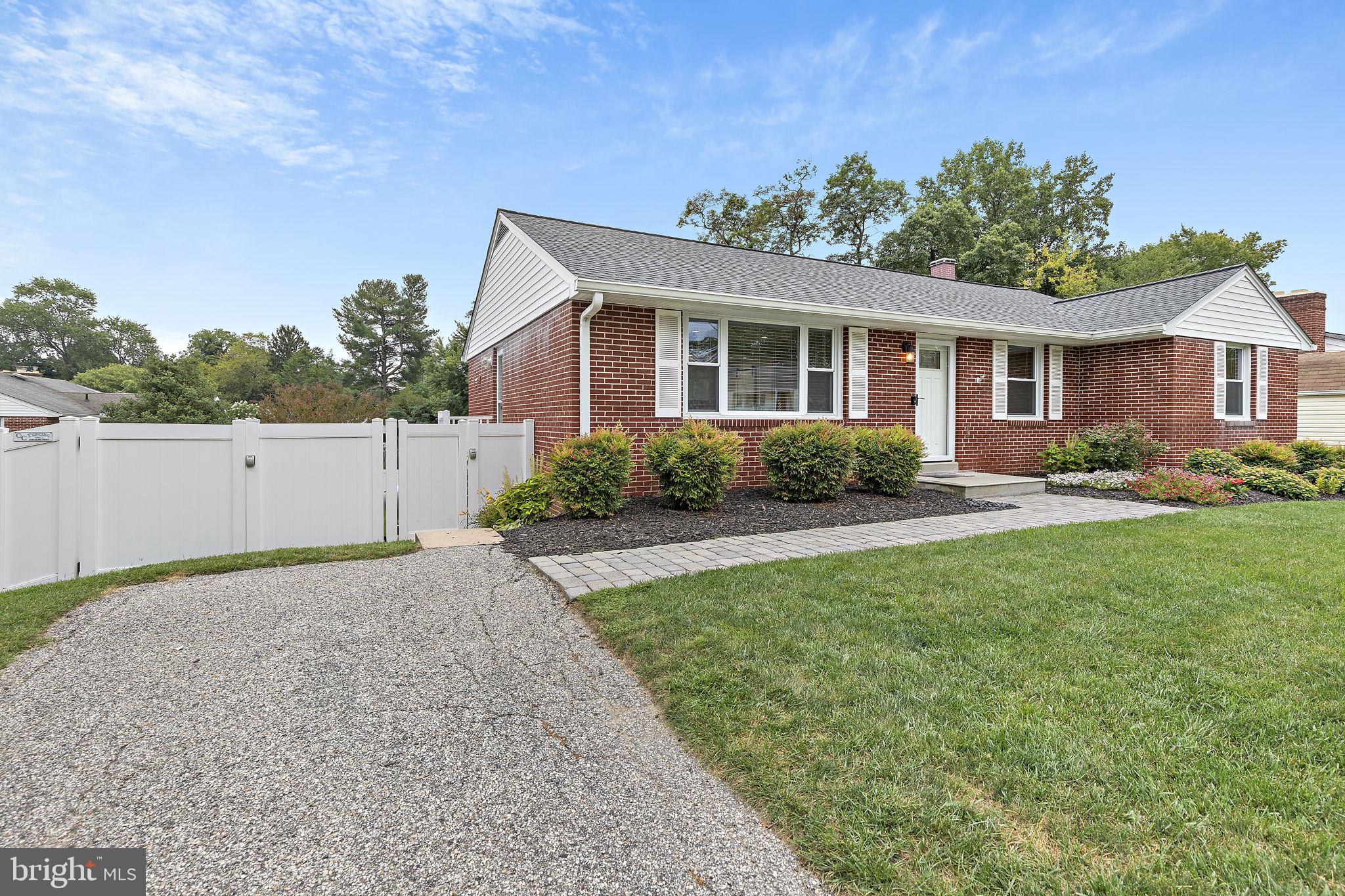 9421 DAWN DRIVE