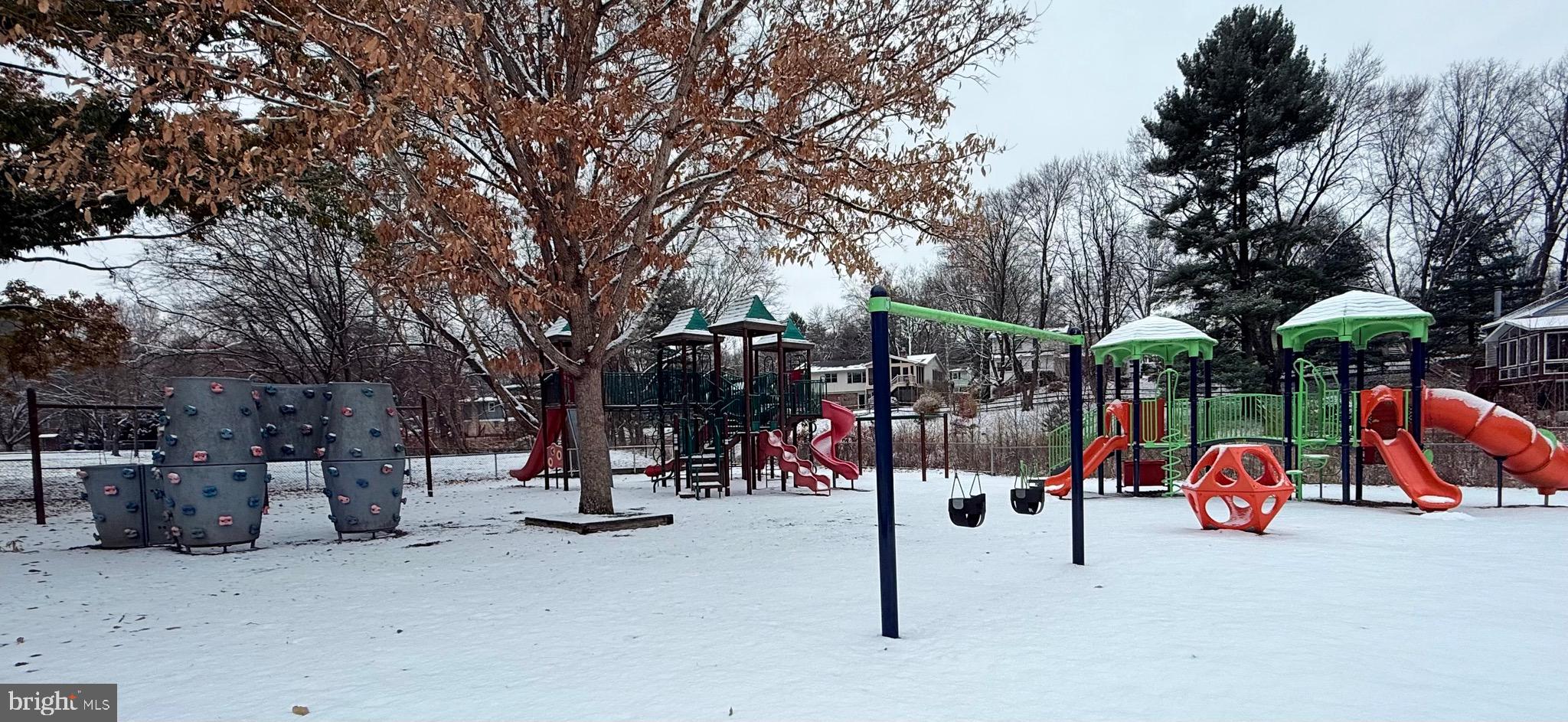 DIAMOND FARMS - Residential